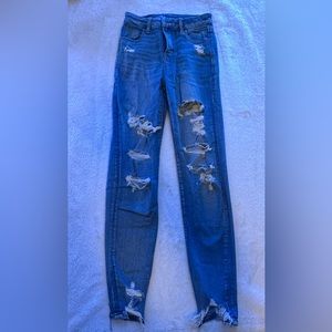NWOT AE ripped skinny jeans